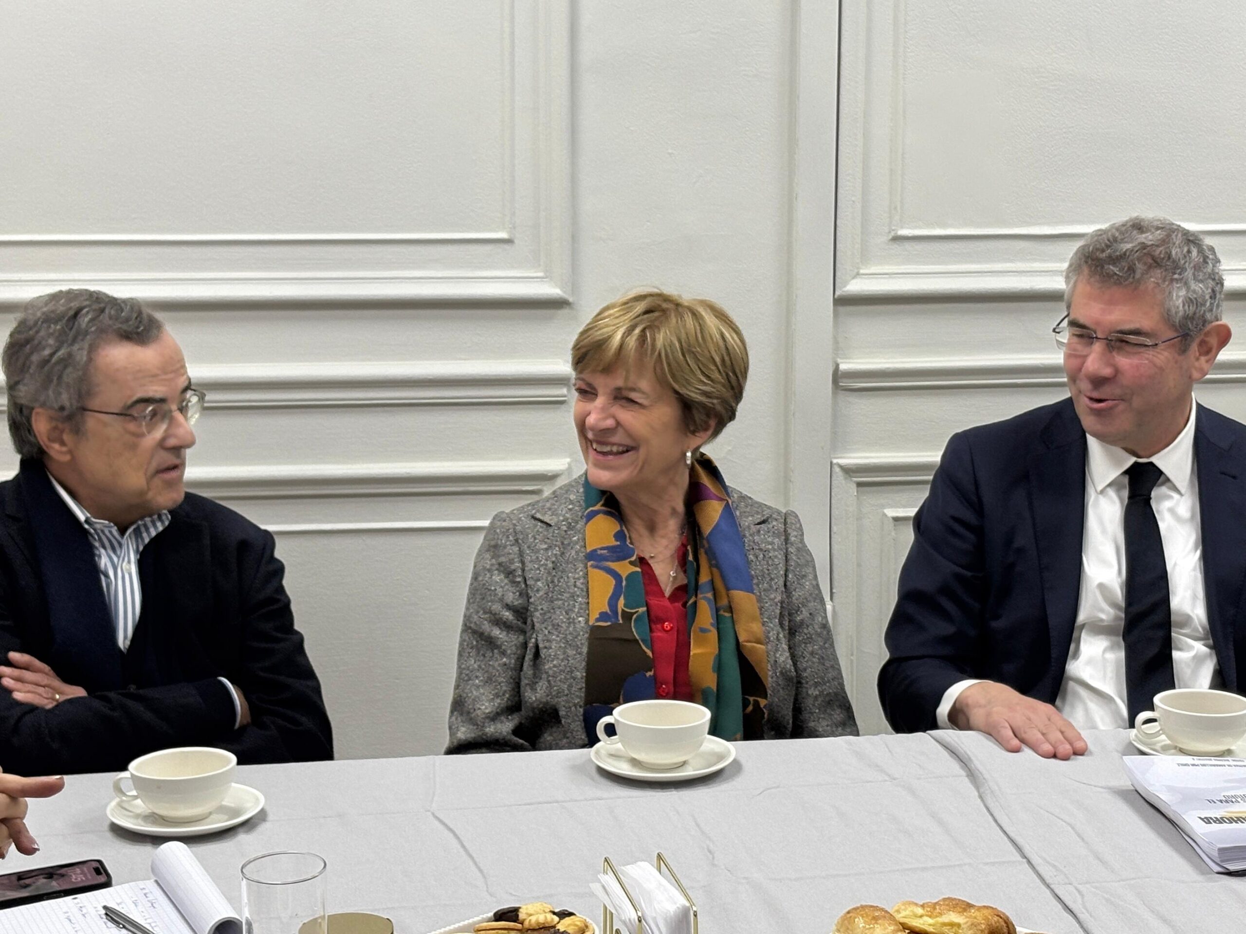 Trabajo Evelyn Matthei recibe el apoyo y propuestas de Amarillos por Chile: “Tenemos una mirada común de futuro proyectando orden, progreso y esperanza para todos los chilenos”